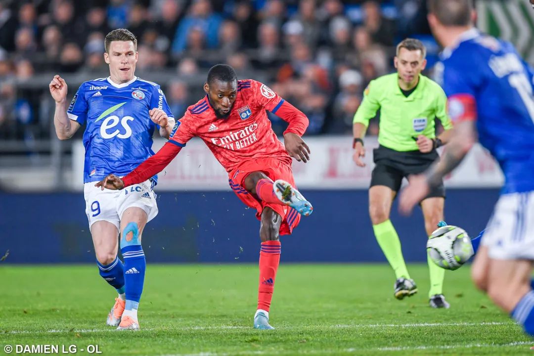 开云体育在线-包含斯特拉斯堡马赛空壹无两，终场曲终的词条