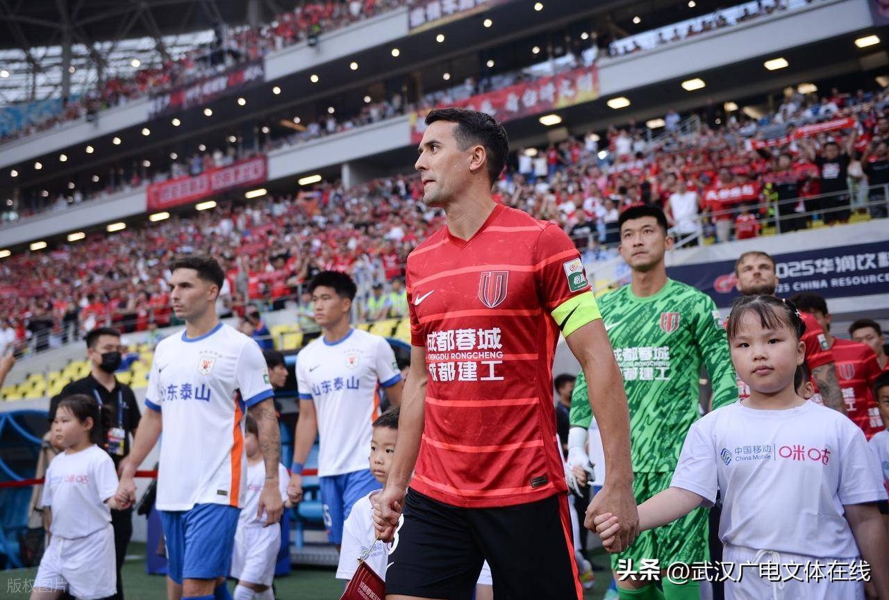 2021中超联赛开战夺冠热门球队实力抢眼 2021中超联赛开战夺冠热门球队实力抢眼