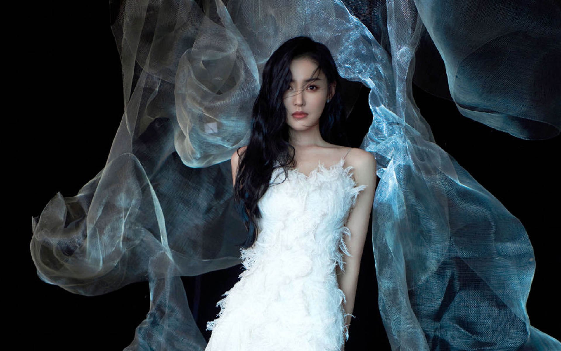 佩德里闪耀诺坎普，摩洛哥旋风席卷马赛