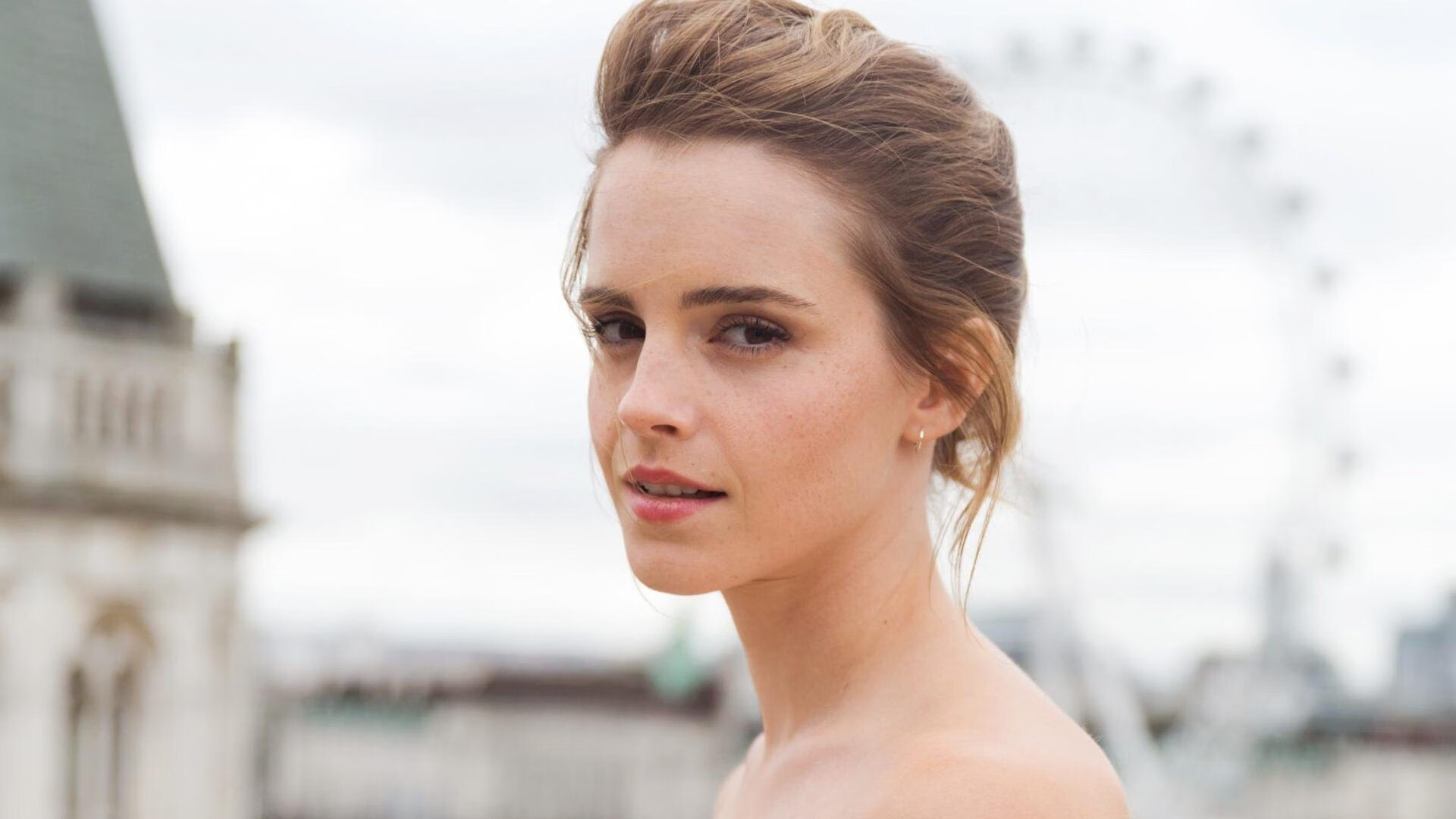 开云体育app-当篮球巨星降临绿茵场，班凯罗的跨界统治之夜